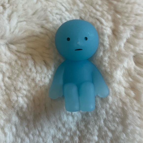 Smiski Glow-In-The-Dark Blind Box Figure In Toilet Series - Picture 1 of 3